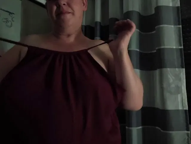 Strippen Kleid fallen lassen