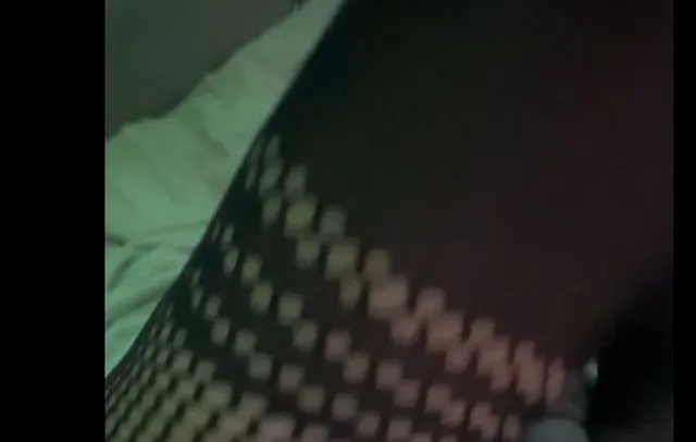 Spanking auf meiner muschi lässt Sie schön rot werden