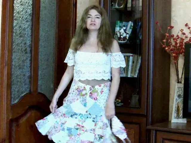 Hausgemachtes Video - Verspielte Blondine In Maske