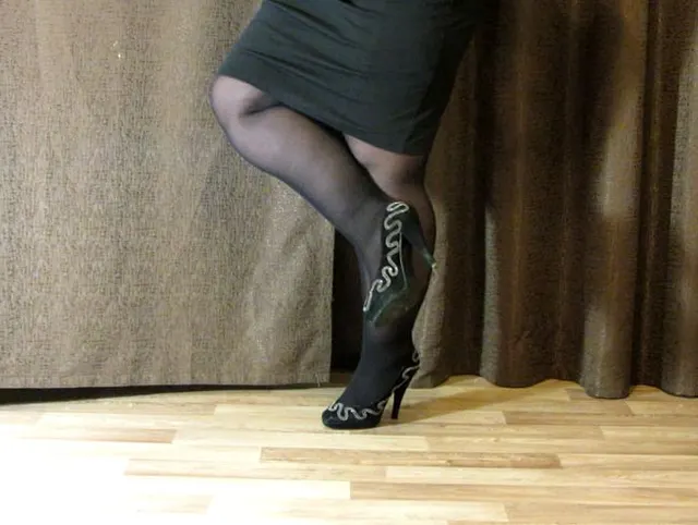 For those who have a fetish for **** heels and nylon