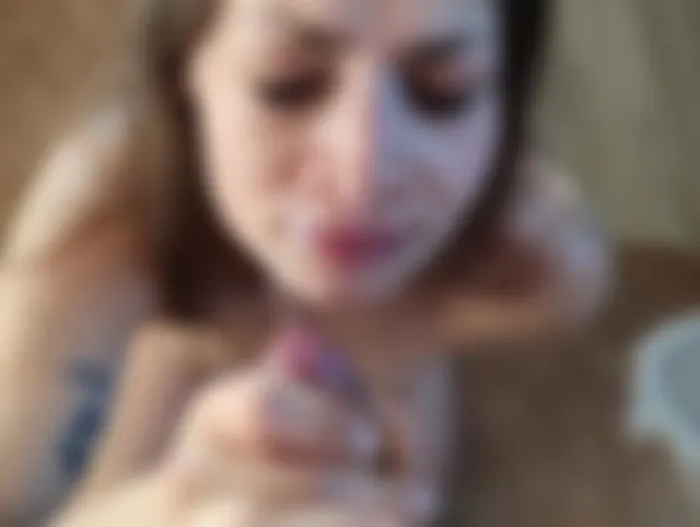 POV Blowjob mit Gesichtbesamung
