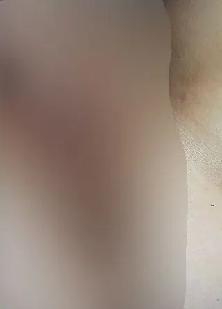 Dildo in der Pussy und Plug im Arsch - schön nass für dich ?