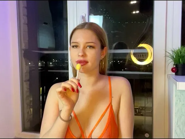 DAS IST DER BESTE BLOWJOB ! GESICHTSZERSTÖRUNG DURCH EINEN SCHWANZ