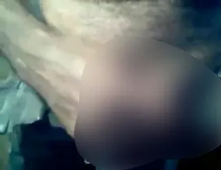 mit meiner ersten speckigen kurzen Lederhose genießen