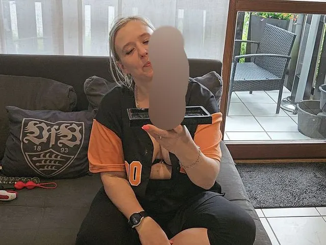 WOW, ist der GROSS! Oder doch lieber die Anal-Toys? Du entscheidest, was als Nächstes kommt!