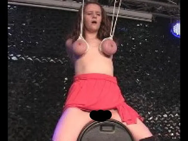 Actiongirl in der Sybianfalle 1