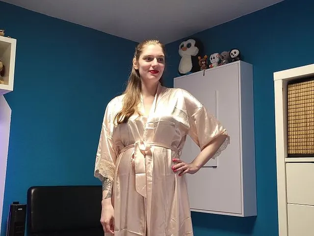 DOUBLE BLOWJOB - ZWEI SCHWÄNZE FÜRS SCHWANGERE LUDER
