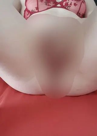 Solo Dildo Spiel im Bett, spiel mit mir