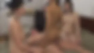 Opa RAMMELT mich vor NACKTEN Mädels