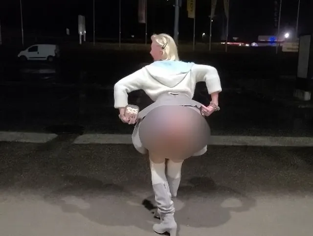 Mega geiles Outfit strümpfe u mini....