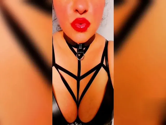 Spitting von Pornopuppe