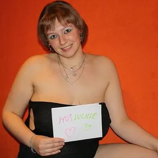 Profilbild von hotlucille