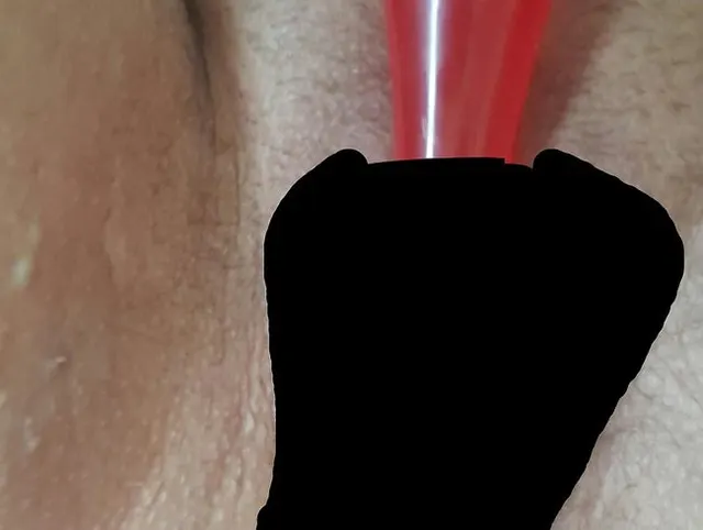 Fick mit roten dildo