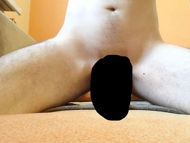 Dildo play with hot gaping hole