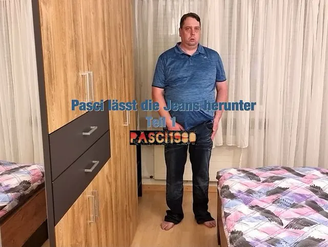 Pasci lässt die Jeans herunter - Teil 1