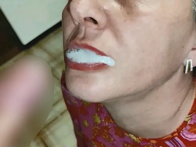 Sperma im Mund, Amateur, reife MILF, Hausfrauen-Zusammenstellung