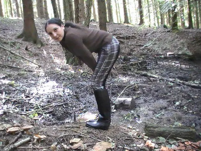Gummireitstiefel im Schlamm