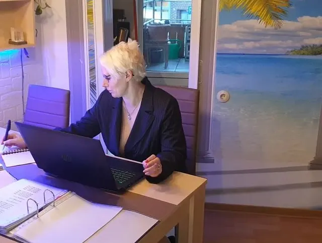 Home Office BJ und der Chef hat es gesehen