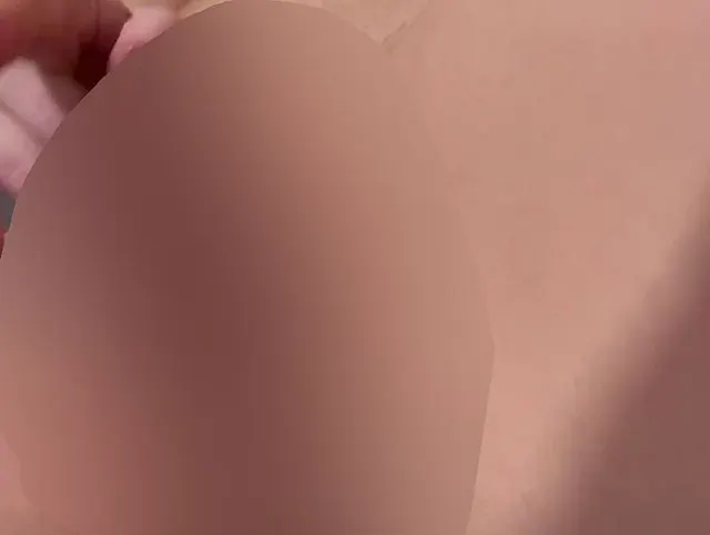 Heute stecke ich mir die Finger in meine nasse Muschi
