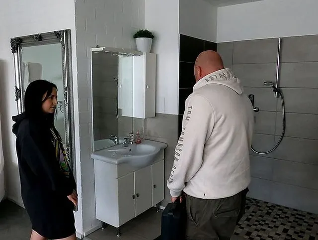 Hausmeister EXTREM! Zickenbändiger zerstört meine FOTZE!