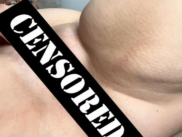 Pussy zerstört!! Mit Riesendildo zum Orgasmus??