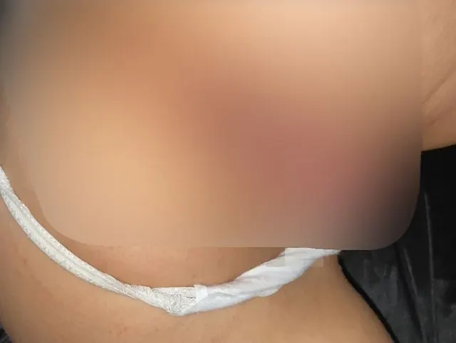 Deepthroat, große natürliche Titten und heißer Teenie-Sex! POV!