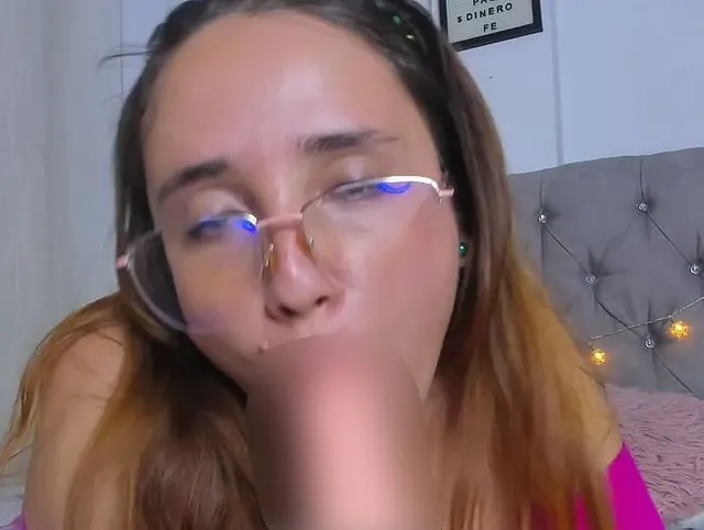 Profilbild von HELEN-DAVARI
