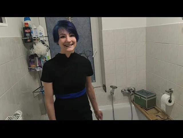 Ich bereite mich aufs Duschen vor????