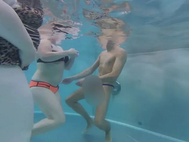 Sex im Schwimmbad