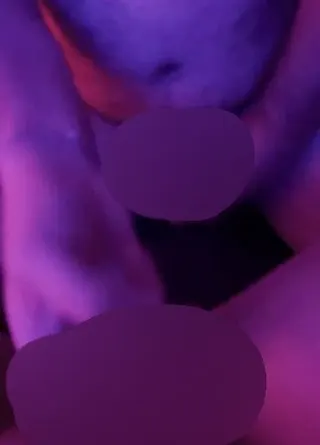 Hmmmm erst vollgespritzt werden und dann das Sperma ins die Fotze geschmiert bekommen