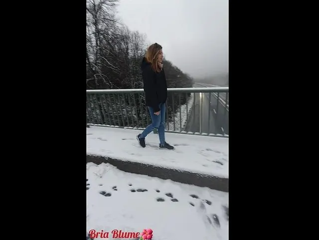 Mein erster FICK in der Öffentlichkeit! - OMG war ich aufgeregt!!!!