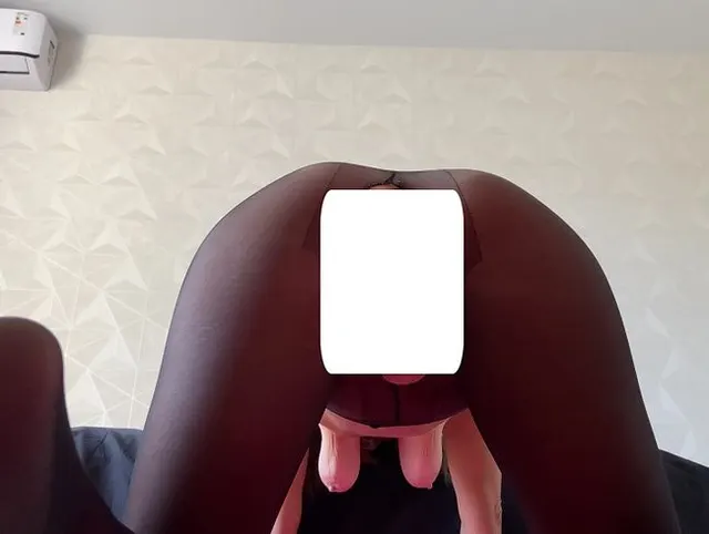 Bitte leeren Sie Ihre Eier direkt in meiner triefenden Gierfotze