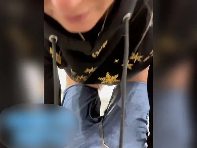Ein geiles nasses Jeans Piss Video