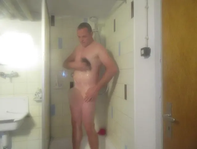 ich beim Duschen.
