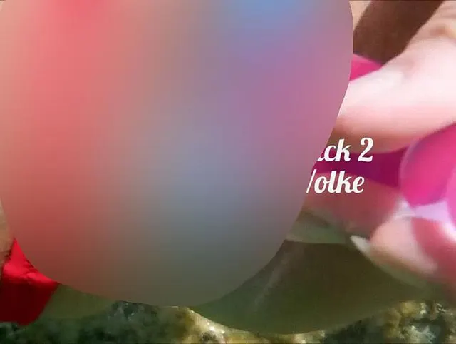 POV: Unterwasser Dildofick 2. Geile Pussysaft-Wolke