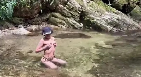 Das Wasser war so kalt und mir war so heiß, haha??aber wie erfrischend!!