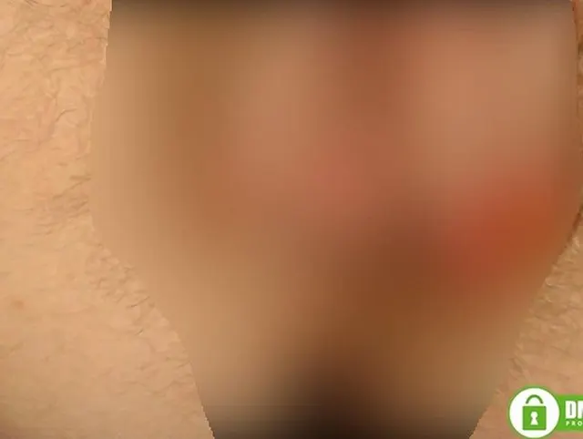 Sexy super nasse haarige Muschi spritzt während Mädchen mit dir spricht!
