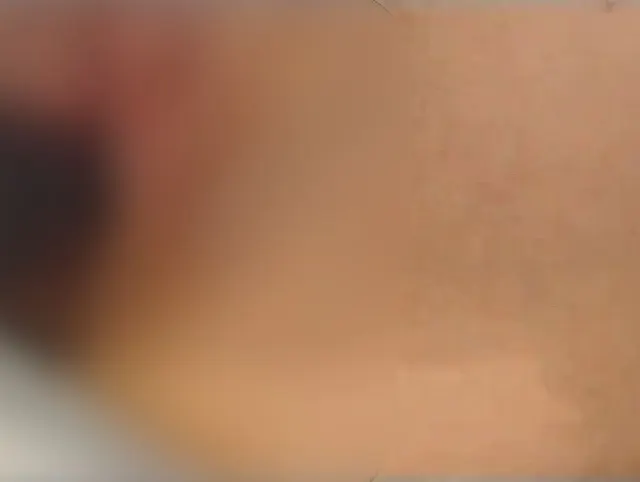Dicker Monsterdildo sprengt meine kleine Fotze