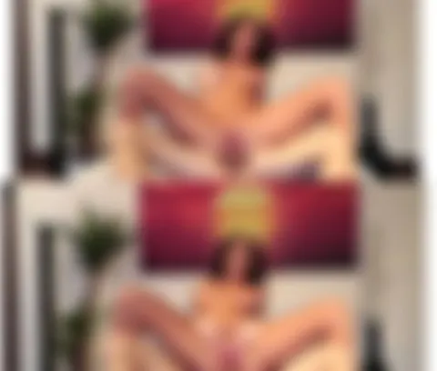Sexy Kubanerin reitet sich tief zum Orgasmus