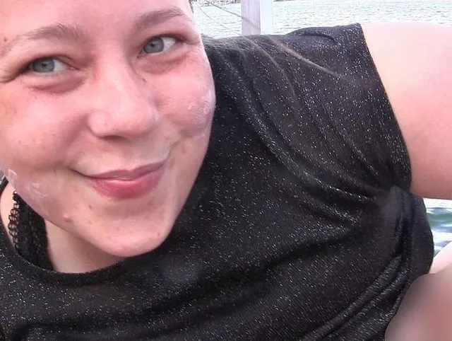 Nackte Tatsachen auf dem Boot