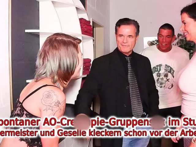 Spontaner AO-Creampie-Gruppensexim Pornostudio