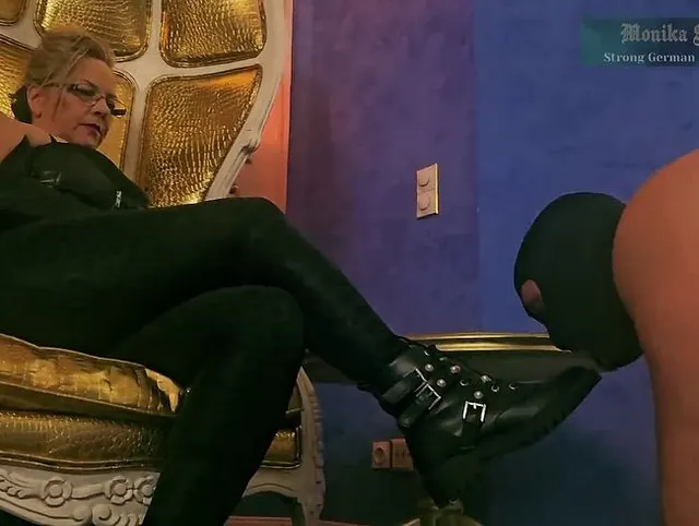 Monika Schmidt Femdom Smoking?Human Ashtray?Verbal Humiliation?Boot Worship