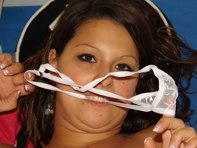 Frischer Muschi Slip Verpackt