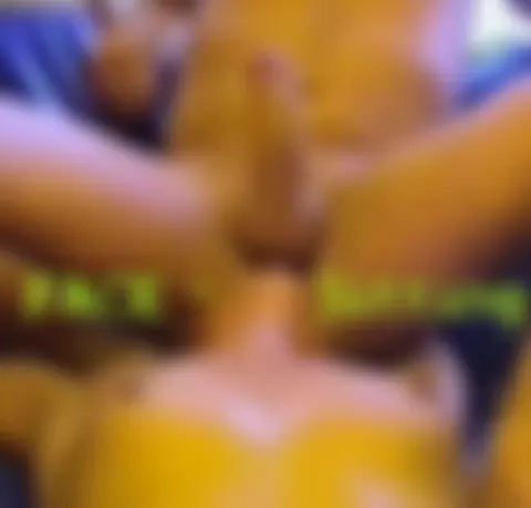 FACESITTING Ihr Gesicht tief in seinem Arsch