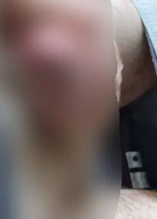 Ich bin so wahnsinnig geil während ich mir ein paar MDH-Videos anschaue