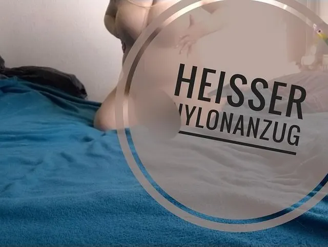 Nylon Anzug