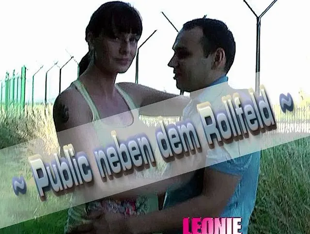 ~ Public neben dem Rollfeld ~