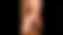 Die geile Alina pisst sich selber voll