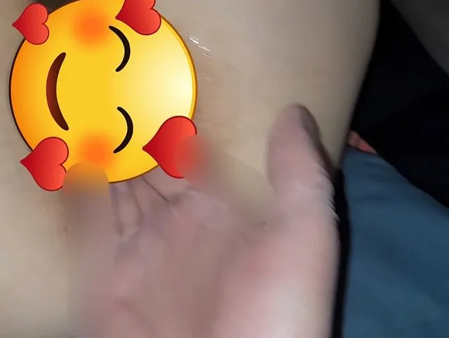 Fistversuch der Haarigen Muschi