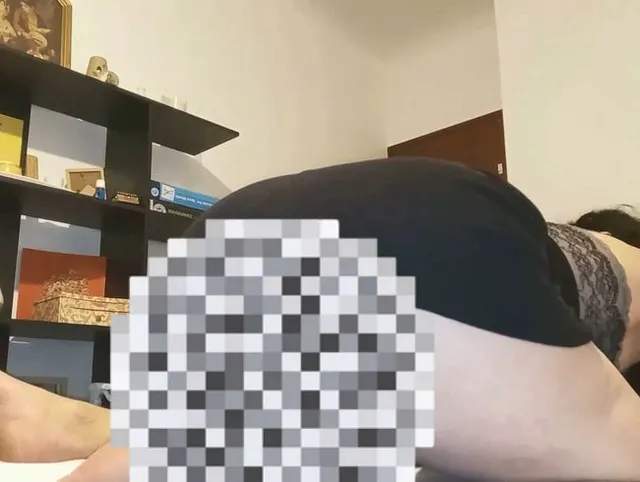 Geile reife Frau will Doppelpenetration und Sperma im Arsch